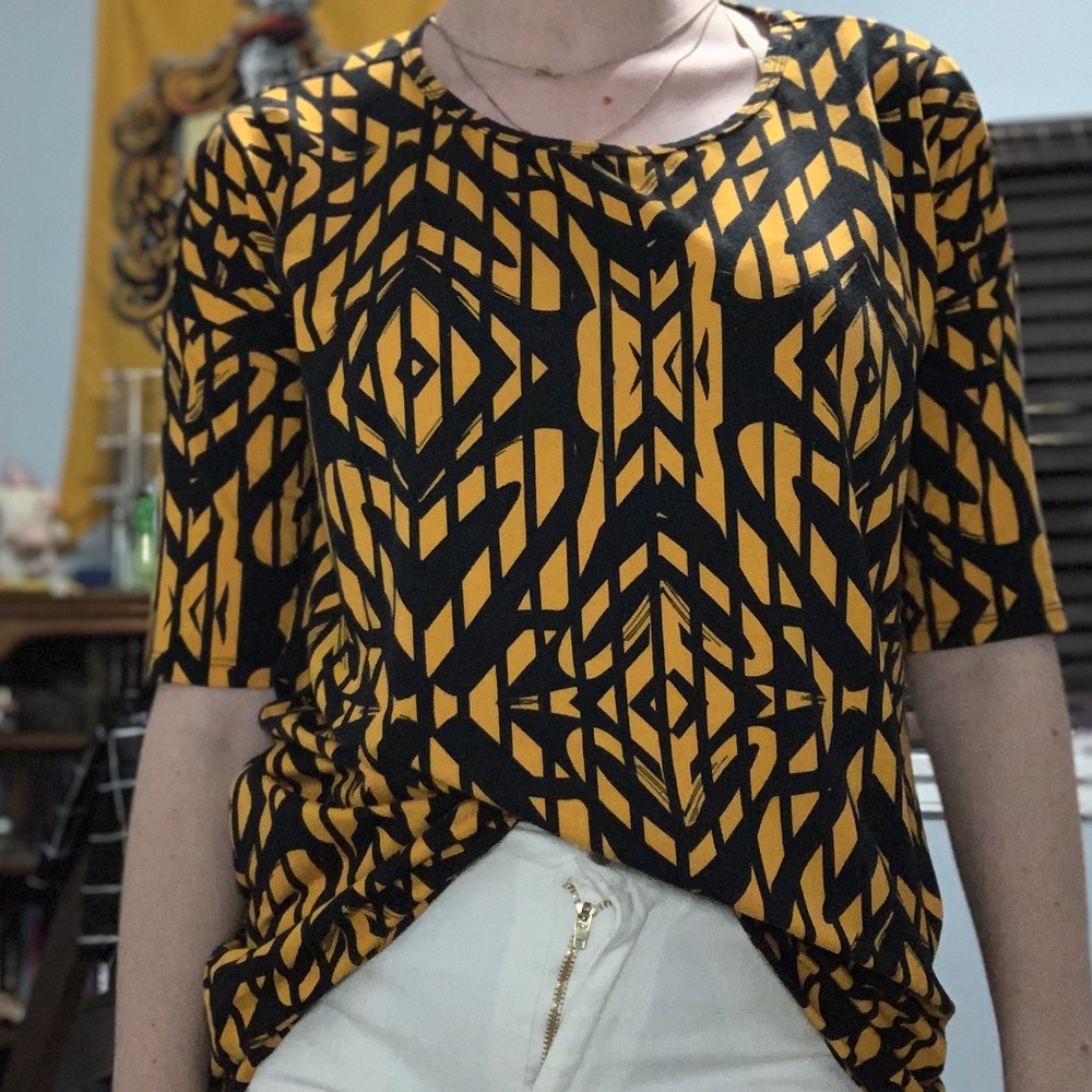 Patterned oversized tee